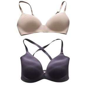 Victoria’s Secret Wireless Lot of 2 Bras 34D Seamless T-shirt Smooth‎ Semi Demi